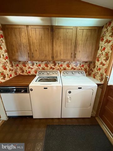 1208 MONTGOMERY DR, Glen Burnie, MD 21061