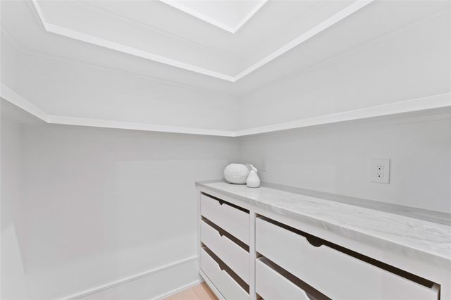 5306 Gibson St, Houston, TX 77007