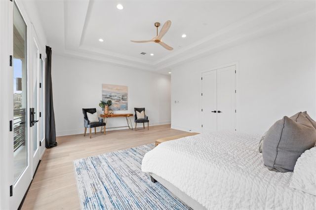 5306 Gibson St, Houston, TX 77007