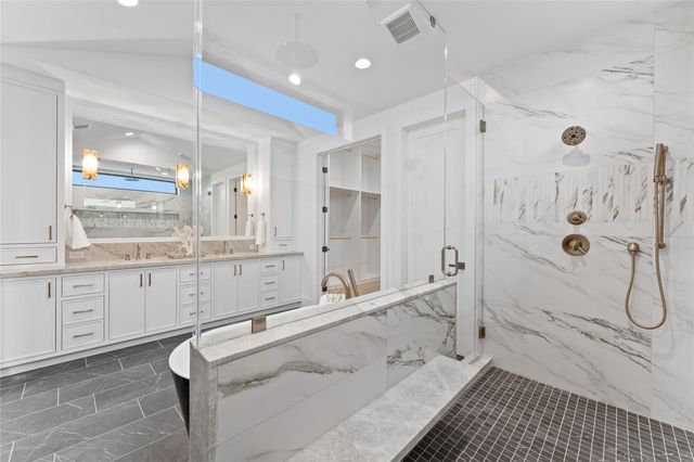 5306 Gibson St, Houston, TX 77007