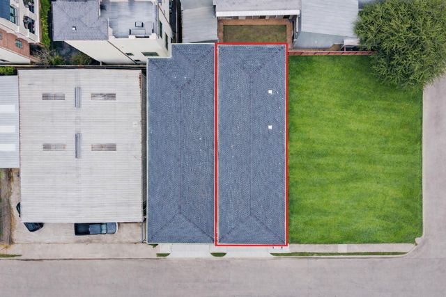 5306 Gibson St, Houston, TX 77007