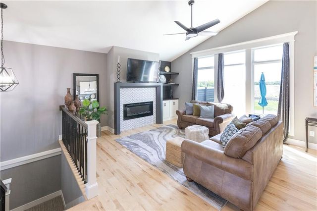 31757 W 168th Court, Gardner, KS 66030