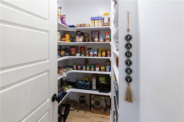 31757 W 168th Court, Gardner, KS 66030