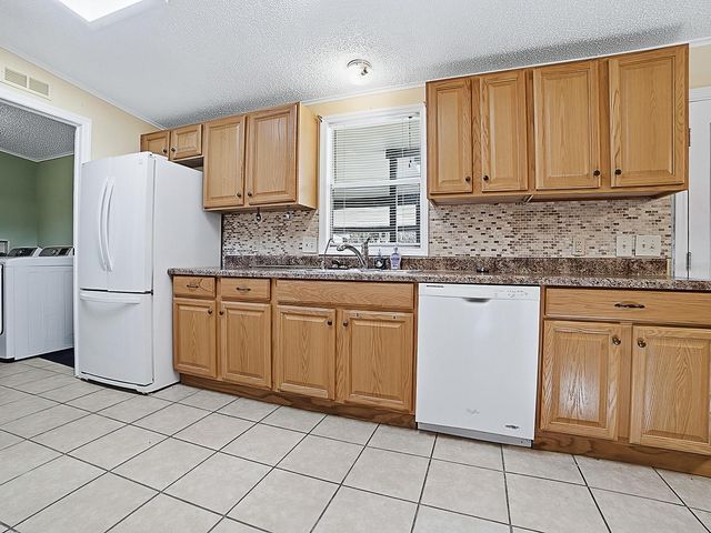 25524 BELLE HELENE, Leesburg, FL 34748