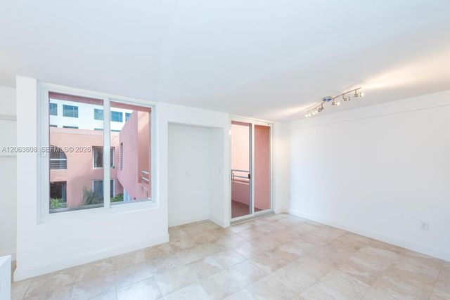 2801 Florida Ave 411, Miami, FL 33133