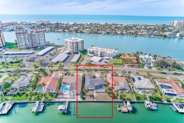 767 ISLAND WAY, Clearwater, FL 33767