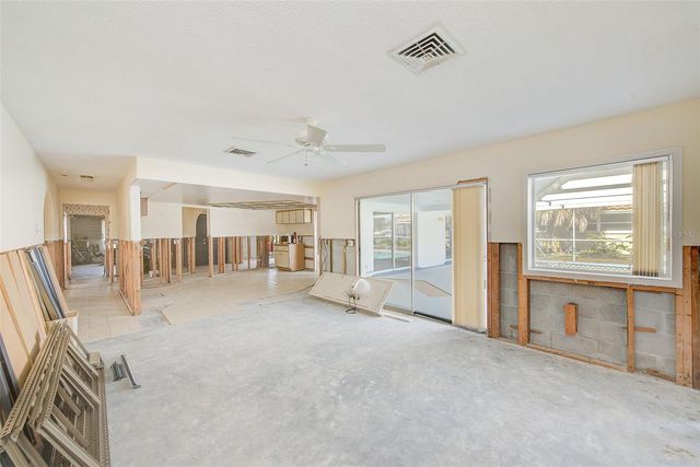 767 ISLAND WAY, Clearwater, FL 33767