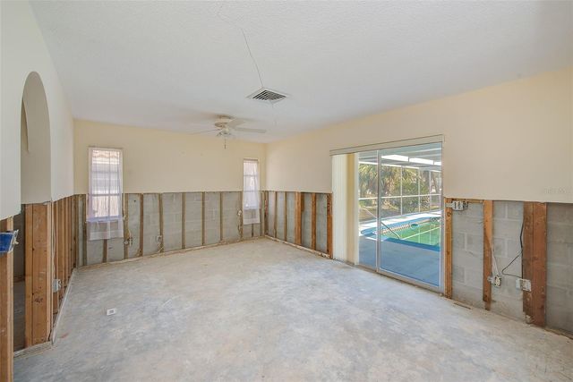 767 ISLAND WAY, Clearwater, FL 33767