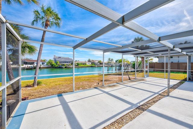 767 ISLAND WAY, Clearwater, FL 33767