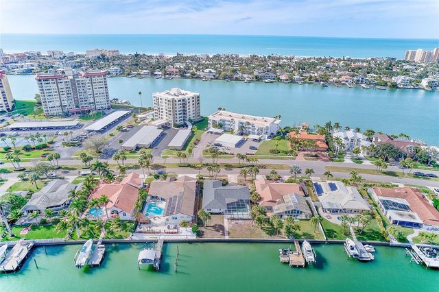 767 ISLAND WAY, Clearwater, FL 33767