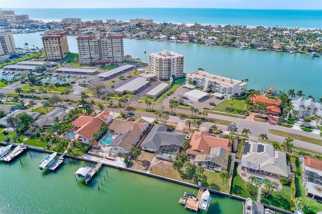 767 ISLAND WAY, Clearwater, FL 33767