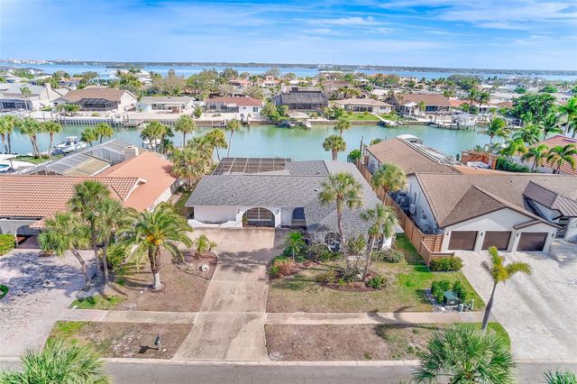 767 ISLAND WAY, Clearwater, FL 33767