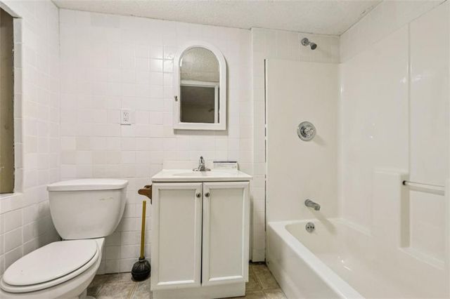 3014 Bronco Lane, Gainesville, GA 30507