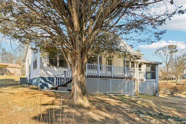 3014 Bronco Lane, Gainesville, GA 30507