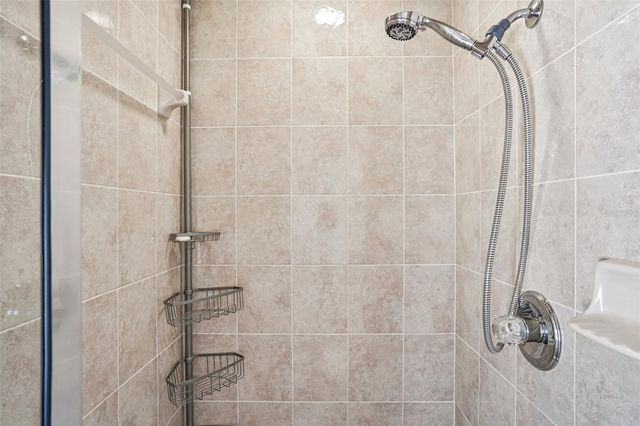 5353 COUNTY ROAD 125, Wildwood, FL 34785