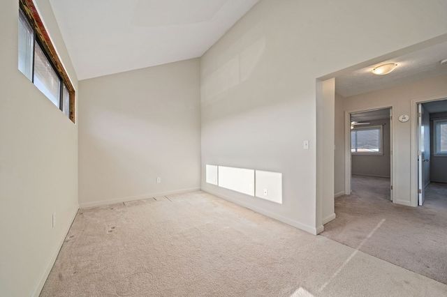 51 Cottonwood Dr 90-2, Stoughton, MA 02072