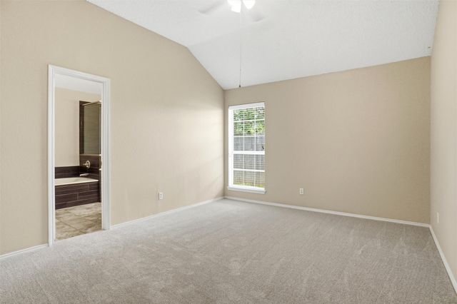 6701 Driffield Circle W, North Richland Hills, TX 76182