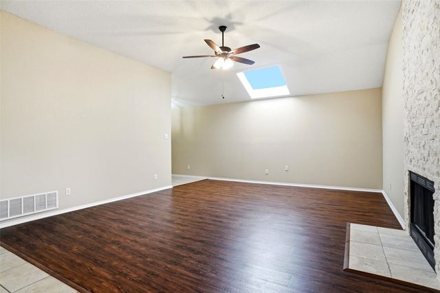 6701 Driffield Circle W, North Richland Hills, TX 76182