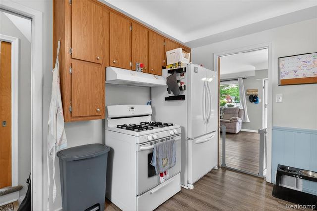 6601 Elizabeth Street, Garden City, MI 48135