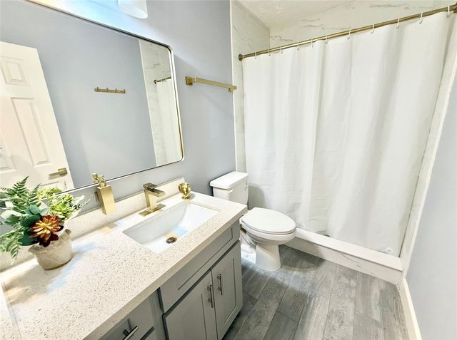 4122 Meadowgold Lane, Houston, TX 77345