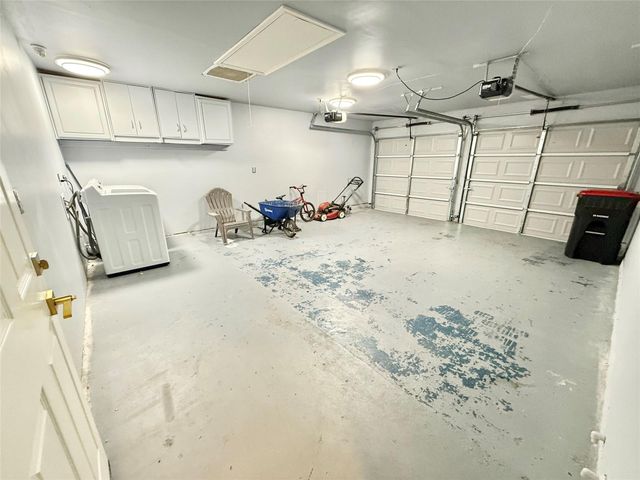 4122 Meadowgold Lane, Houston, TX 77345