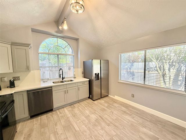 4122 Meadowgold Lane, Houston, TX 77345