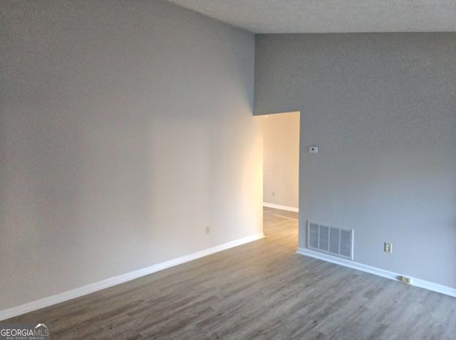 8147 Flamingo Drive, Jonesboro, GA 30238