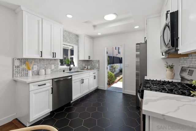 4484 Marlborough Ave, San Diego, CA 92116