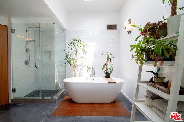 17600 Lemarsh Street, Northridge, CA 91325