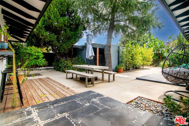 17600 Lemarsh Street, Northridge, CA 91325