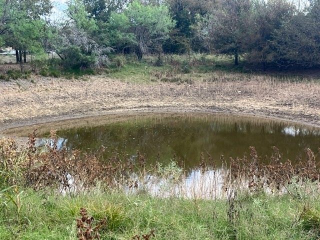 300 E 3rd Street, Iredell, TX 76649