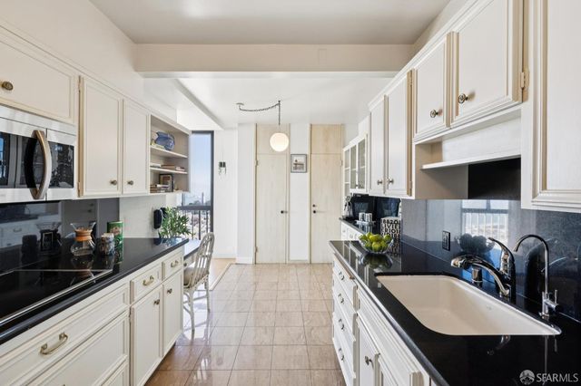 999 Green Street 2605, San Francisco, CA 94133