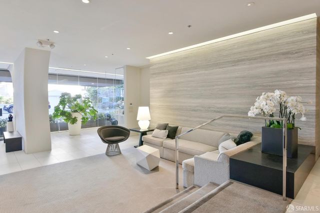 999 Green Street 2605, San Francisco, CA 94133