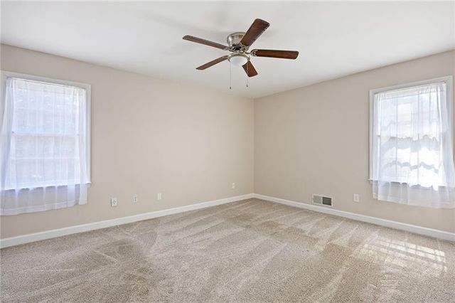 55 Presidential Drive, Dallas, GA 30157