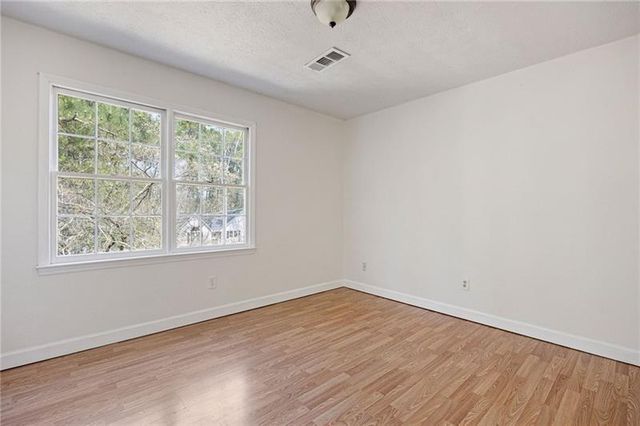 55 Presidential Drive, Dallas, GA 30157