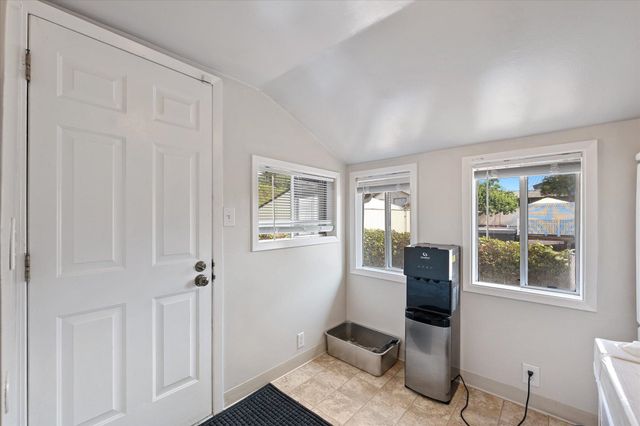 110 W Gray Ct, Spokane, WA 99205