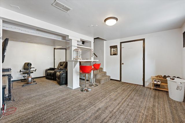 110 W Gray Ct, Spokane, WA 99205