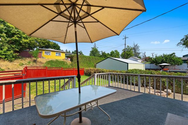 110 W Gray Ct, Spokane, WA 99205