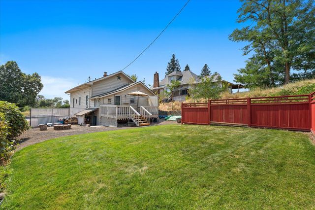 110 W Gray Ct, Spokane, WA 99205