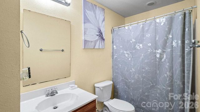 5597 Hammermill Drive, Harrisburg, NC 28075