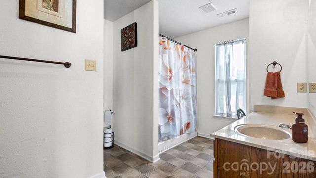 5597 Hammermill Drive, Harrisburg, NC 28075