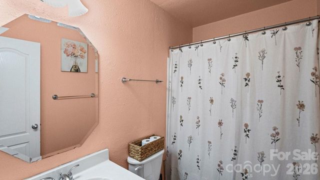 5597 Hammermill Drive, Harrisburg, NC 28075