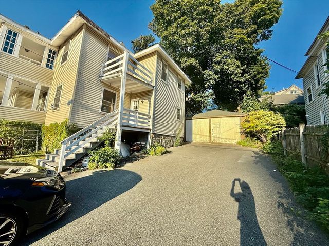 18 Bigelow St 1, Quincy, MA 02169