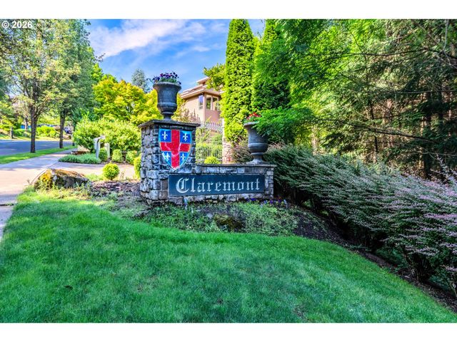 13743 Se CLAREMONT St, Happy Valley, OR 97086