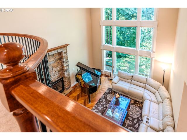 13743 Se CLAREMONT St, Happy Valley, OR 97086