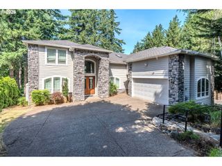 13743 Se CLAREMONT St, Happy Valley, OR 97086