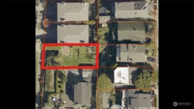 2208 Harvard Avenue E, Seattle, WA 98102