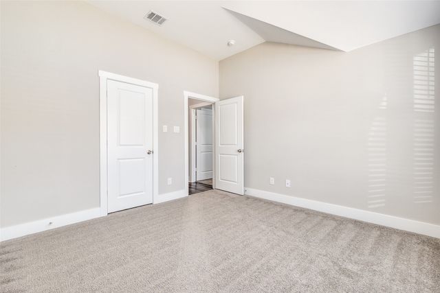 634 Bethpage Avenue, Dallas, TX 75217