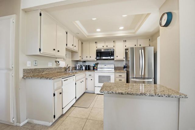 3553 Coconut Way, Oceanside, CA 92058