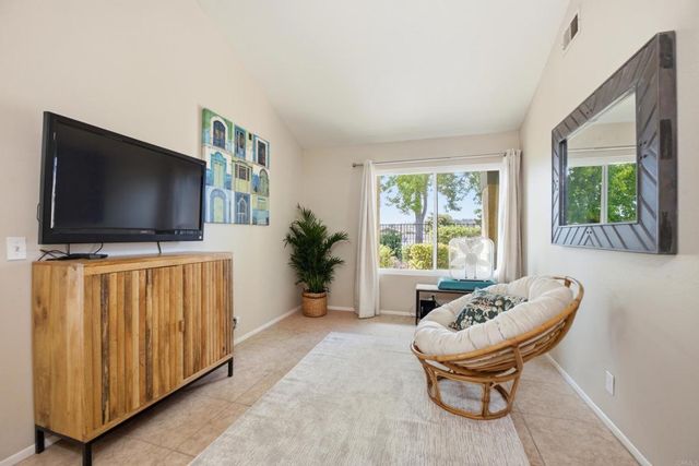3553 Coconut Way, Oceanside, CA 92058